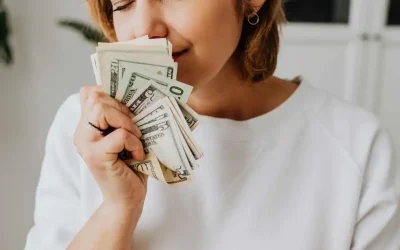 How Payday Loans Help When You’re Waiting on a Paycheck